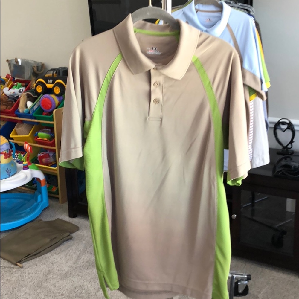 UA polo